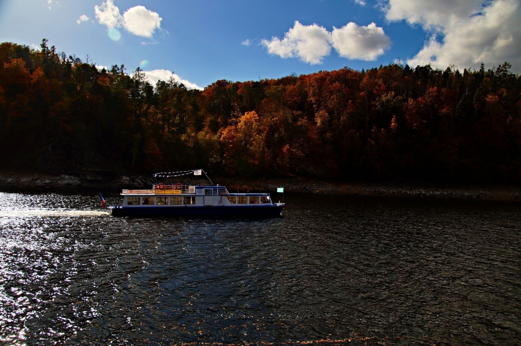 Sváteční plavba 17. listopadu 2025